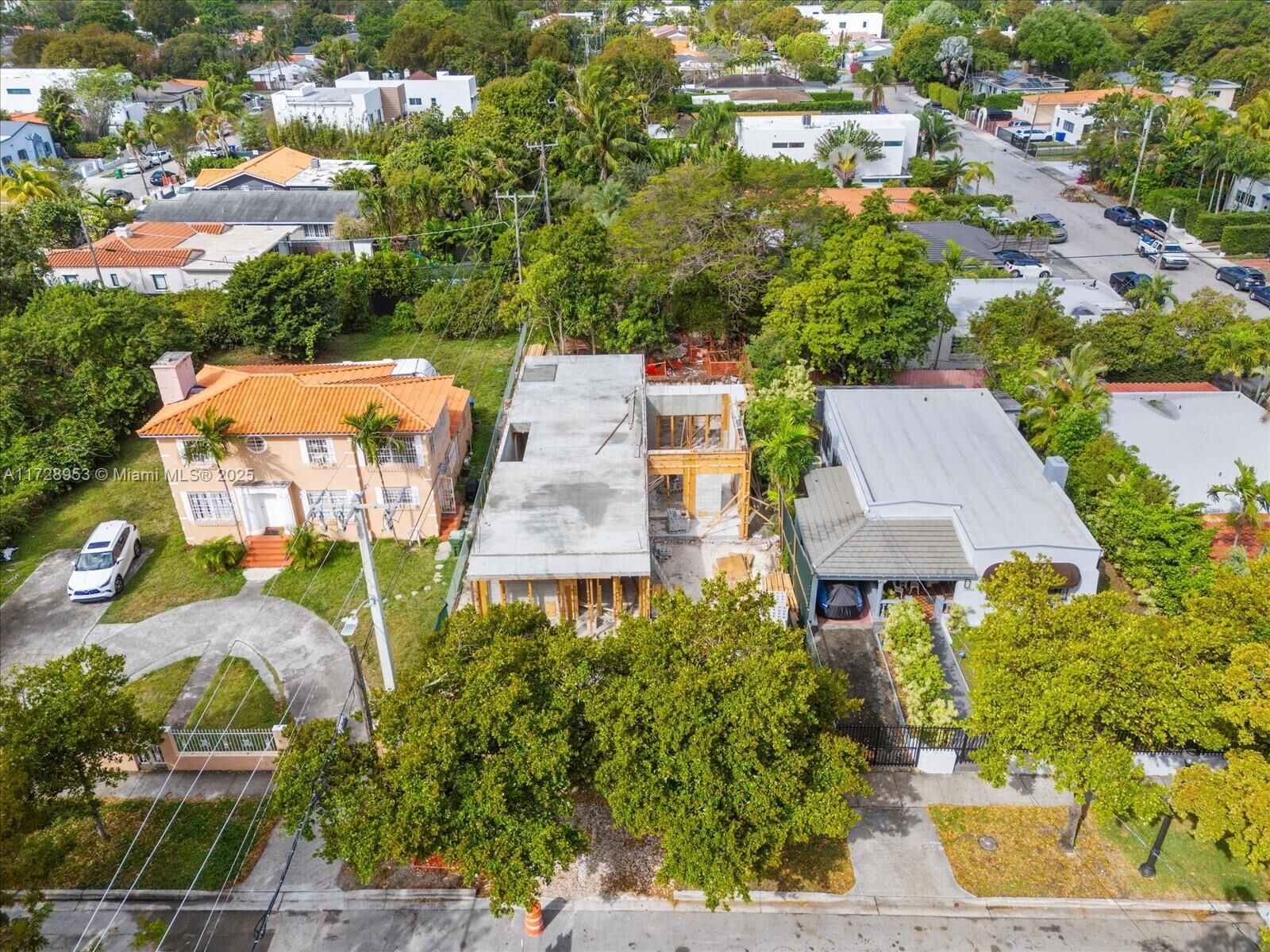 Property Photo:  1510 SW 13 Ave  FL 33145 