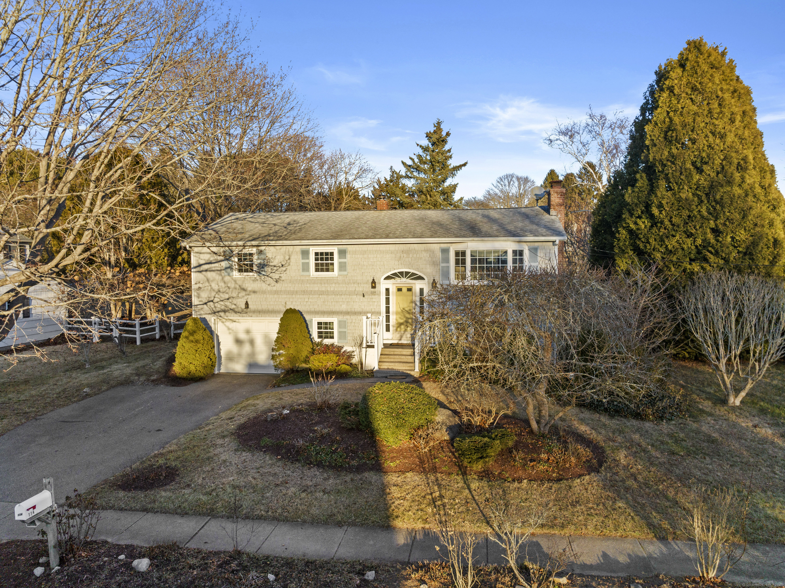 Property Photo:  114 Seneca Drive  CT 06340 