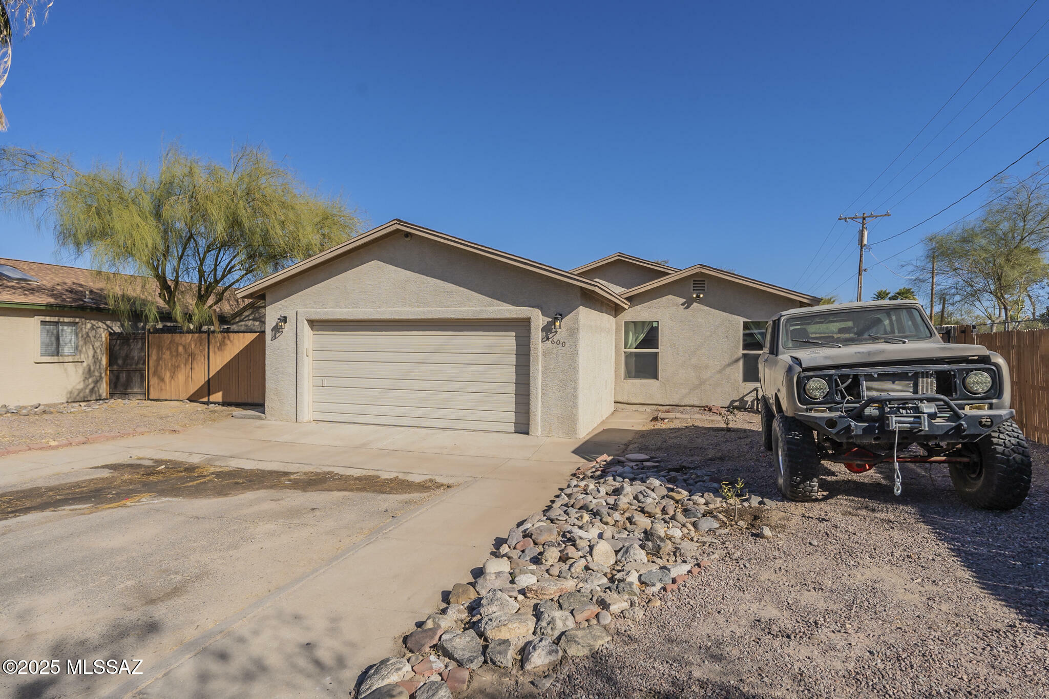 Property Photo:  4600 N Brightside Drive  AZ 85705 