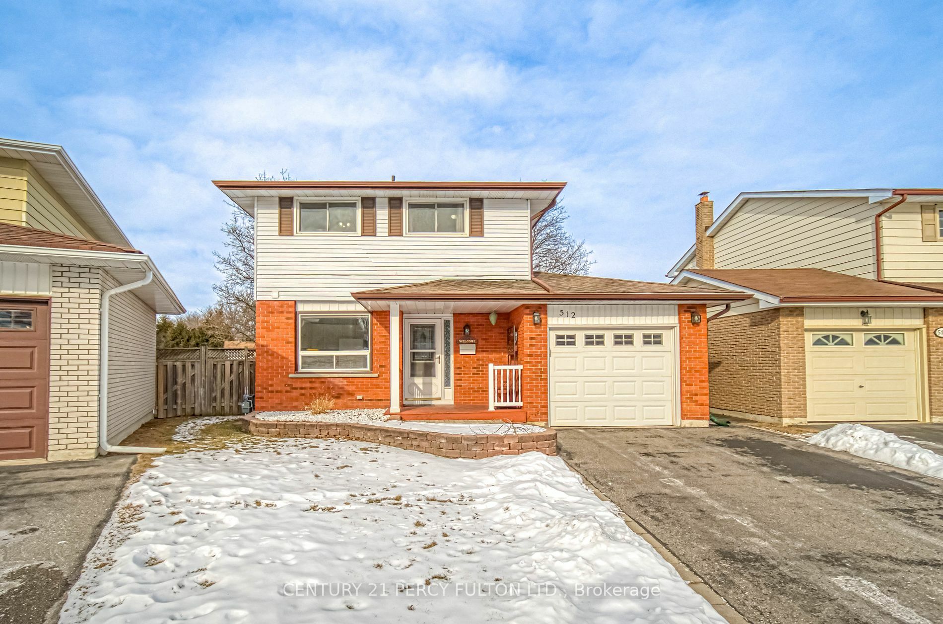 Property Photo:  512 Torrington Crt  ON L1G 7L9 