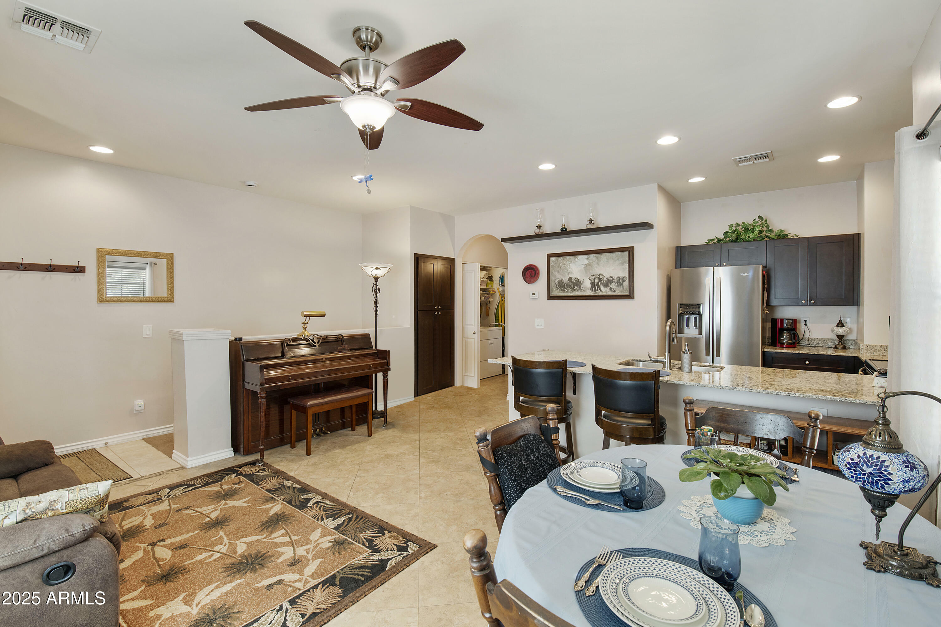 Property Photo:  854 S San Marcos Drive 6B  AZ 85120 