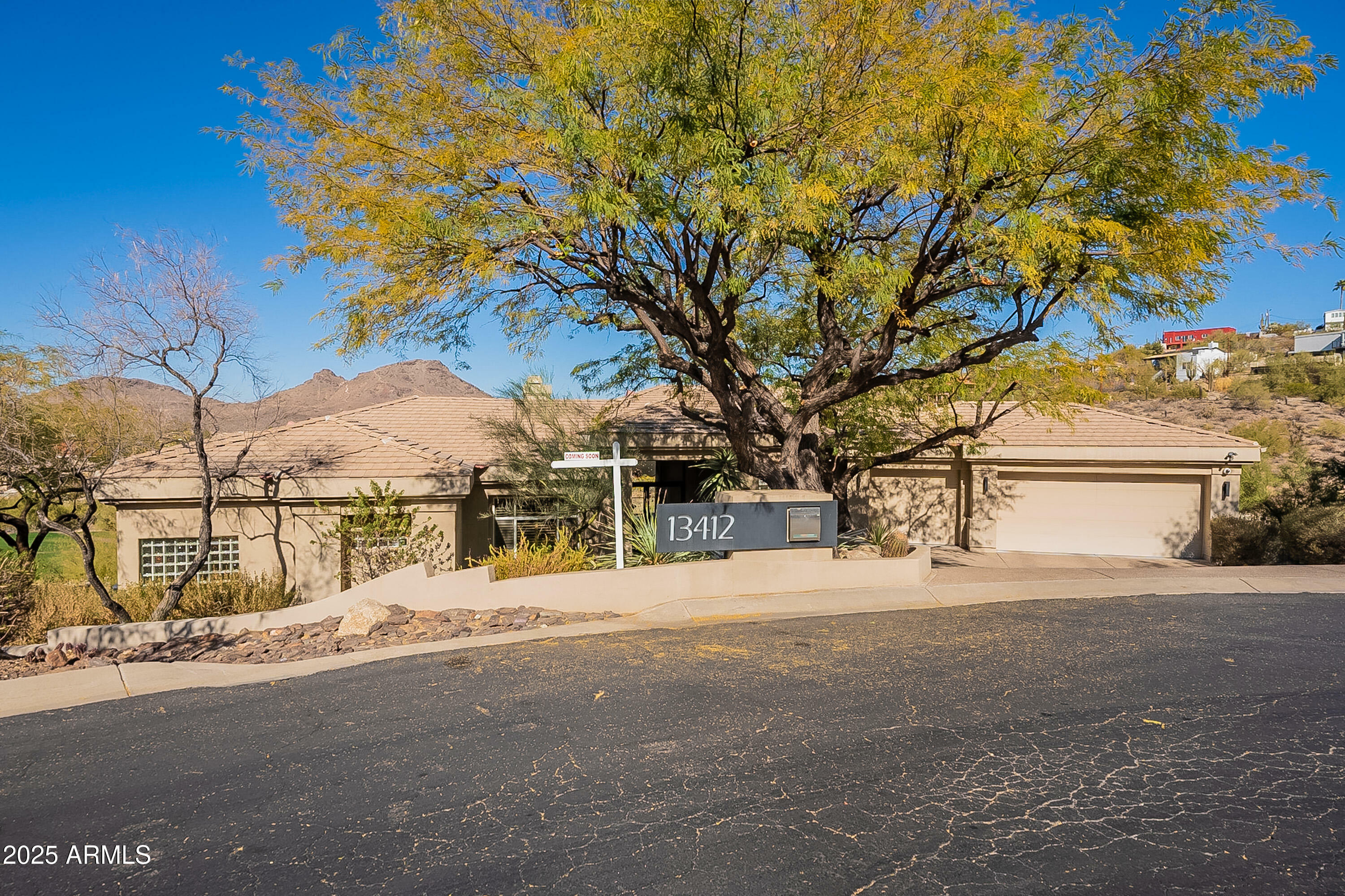 Property Photo:  13412 N 14th Place  AZ 85022 