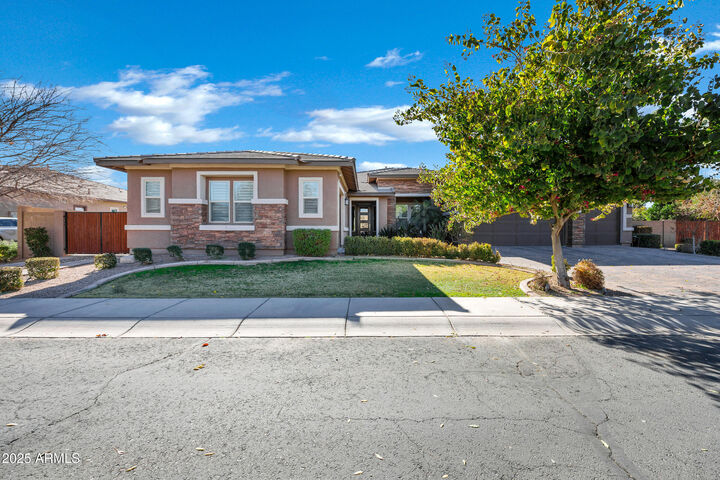 Property Photo: 1783 E Desert Broom Place AZ 85286