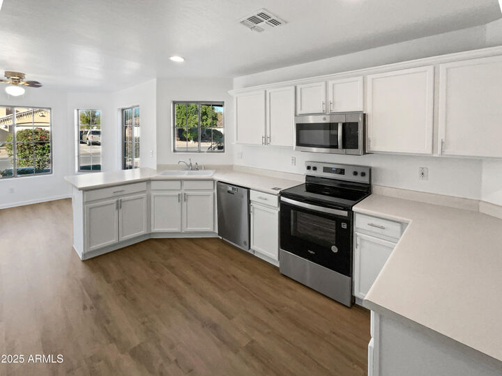 Property Photo:  4225 N 92nd Lane  AZ 85037 