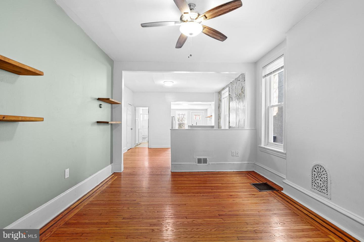 Property Photo:  4370 Manayunk Avenue  PA 19128 