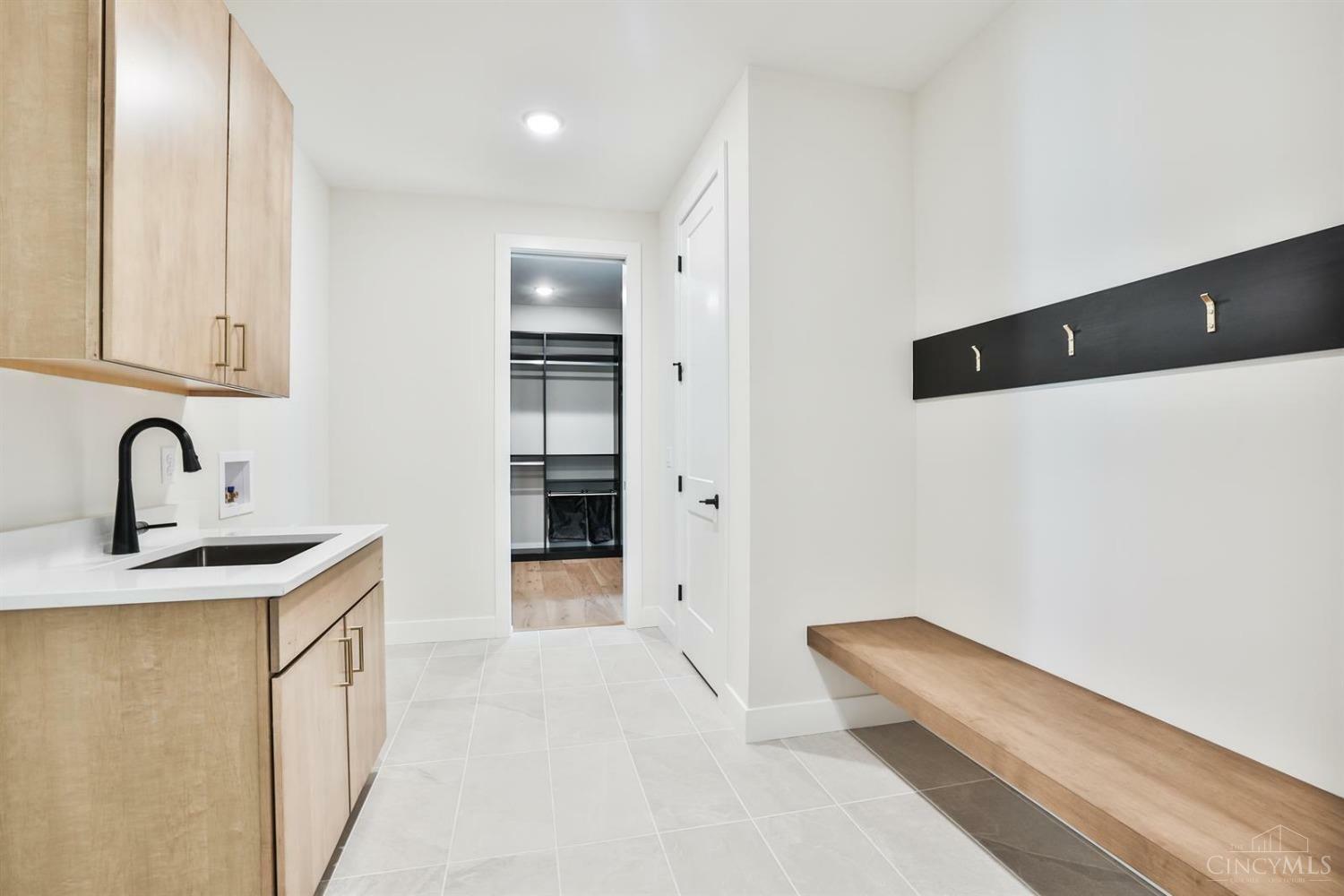 Property Photo: 5625 Melbury Court OH 45040
