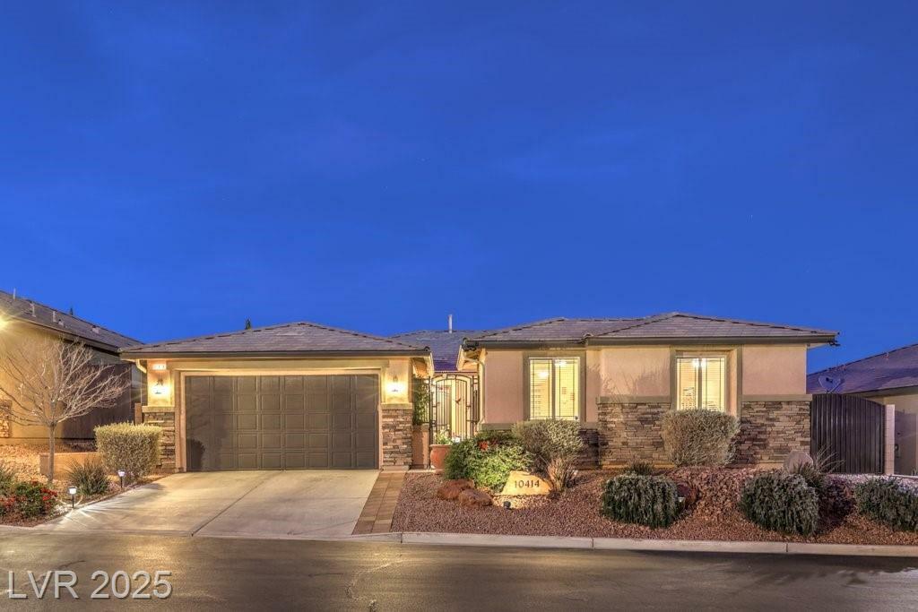 Property Photo:  10414 Hemingway Court  NV 89149 