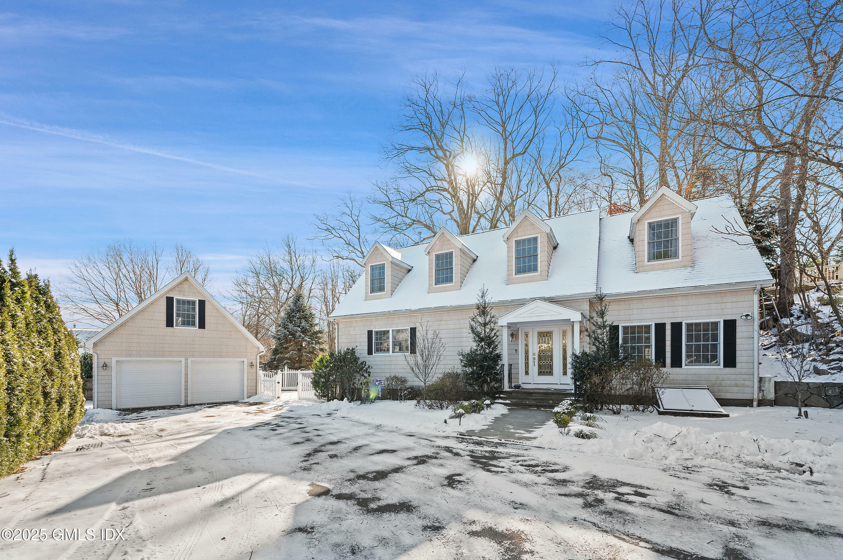 Property Photo: 95 Valleywood Road CT 06807
