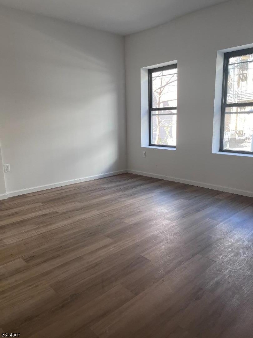 Property Photo:  210 Broad St 8  NJ 07201 