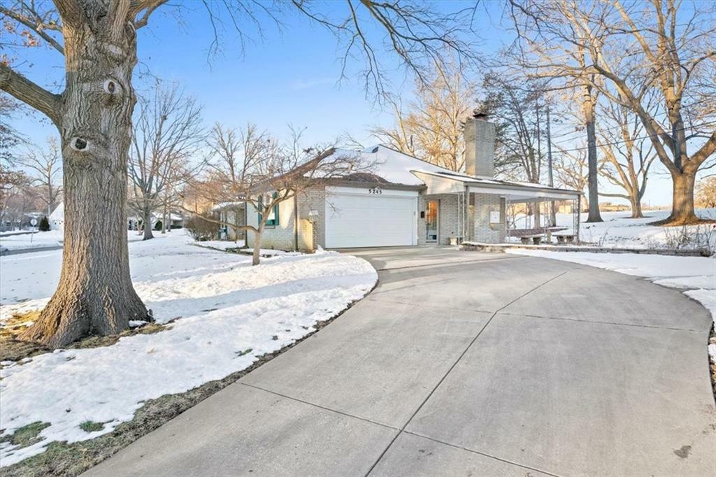 Property Photo:  5245 Reinhardt Drive  KS 66205 