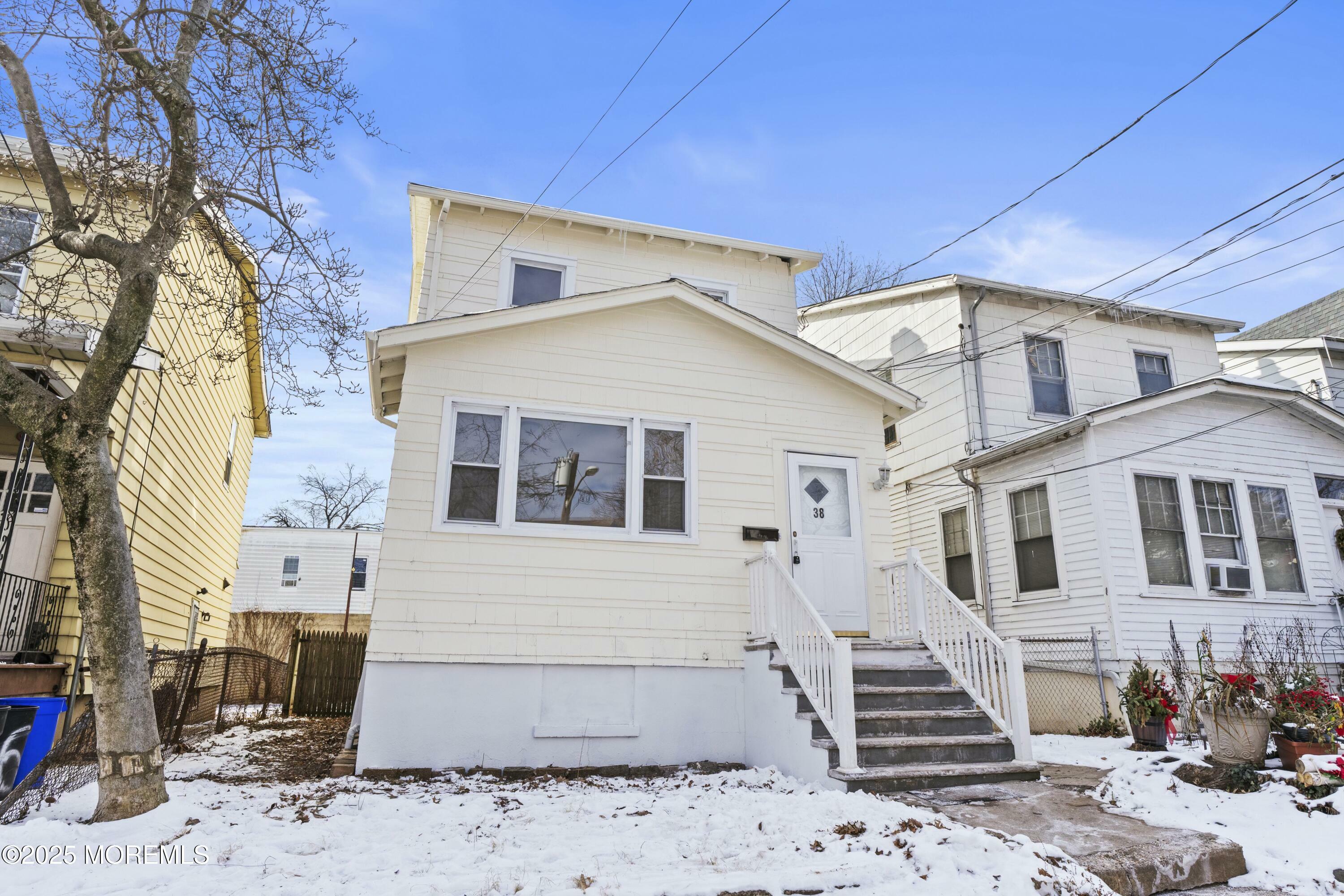 Property Photo:  38 Scofield Street  NJ 07106 