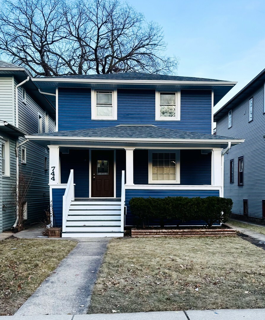 Property Photo: 744 N Cuyler Avenue IL 60302