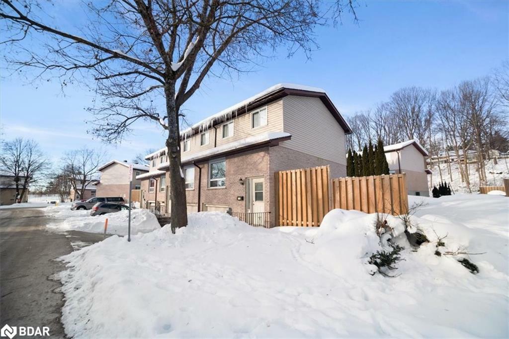 Property Photo:  1095 Mississaga Street W 152  ON L3V 6W7 