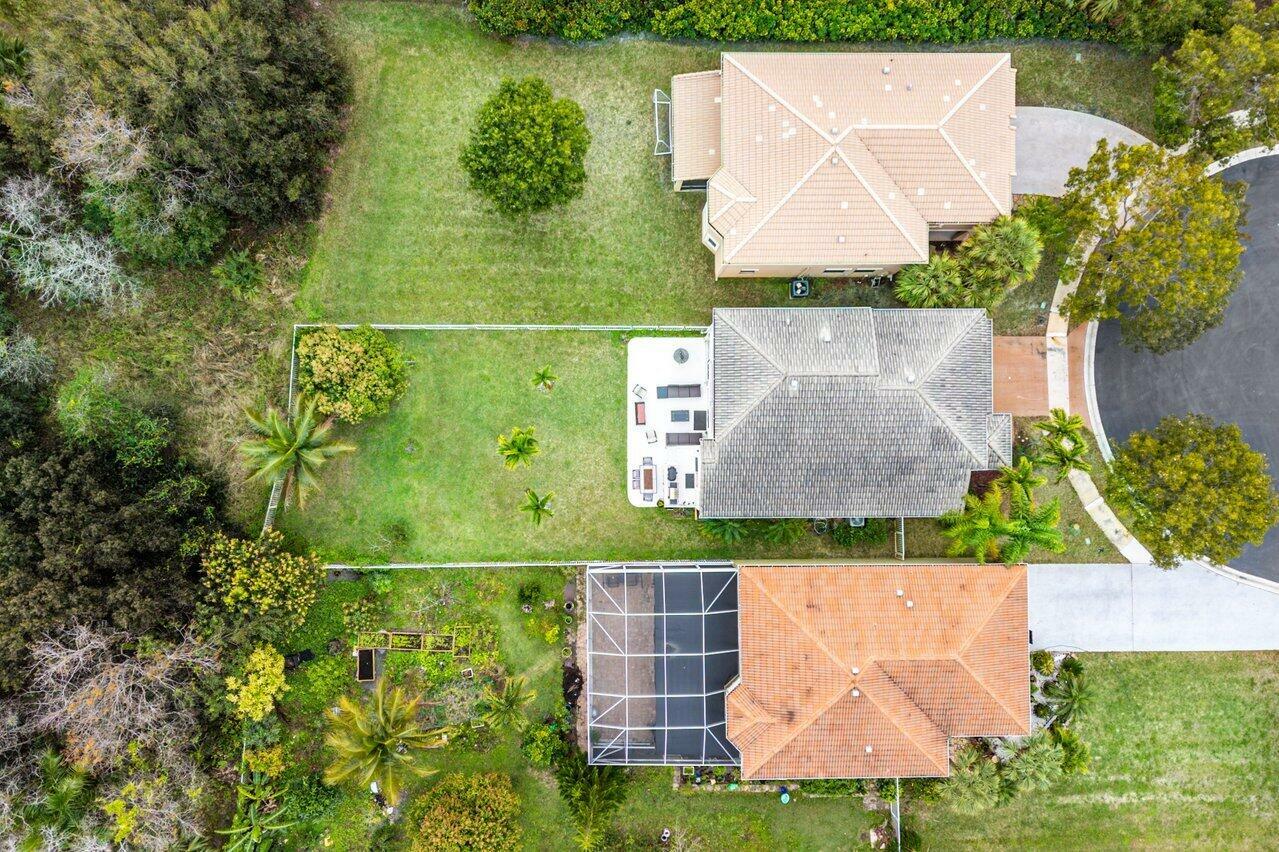 Property Photo: 1572 Briar Oak Drive FL 33411