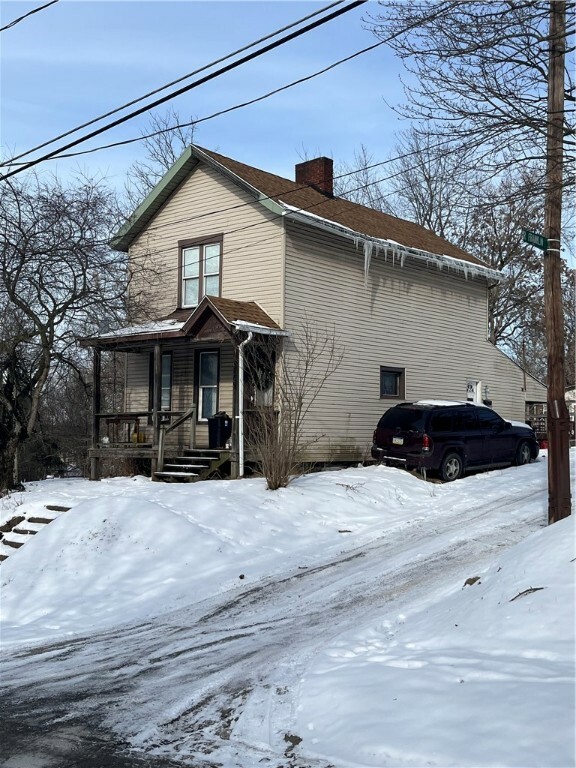 Property Photo: 809 Franklin Avenue PA 16101