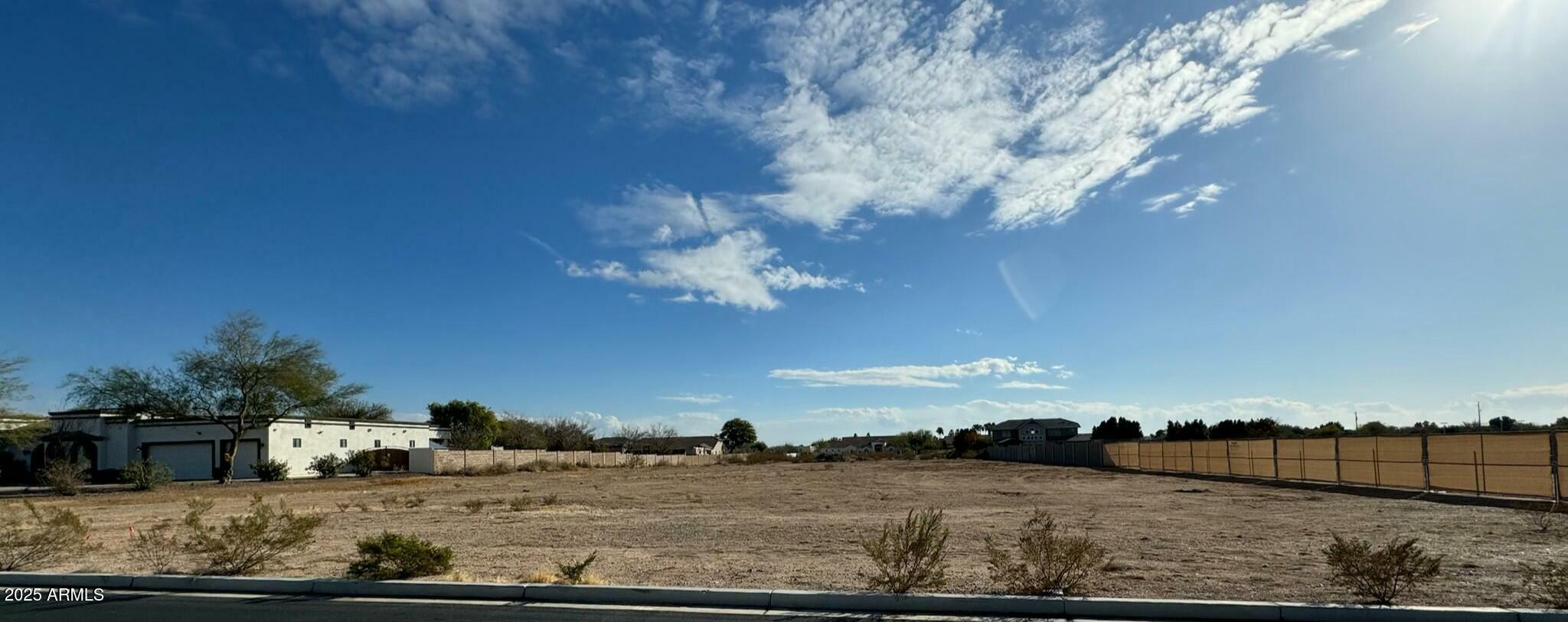 Property Photo:  6911 W Mariposa Grande Lane 1B  AZ 85383 