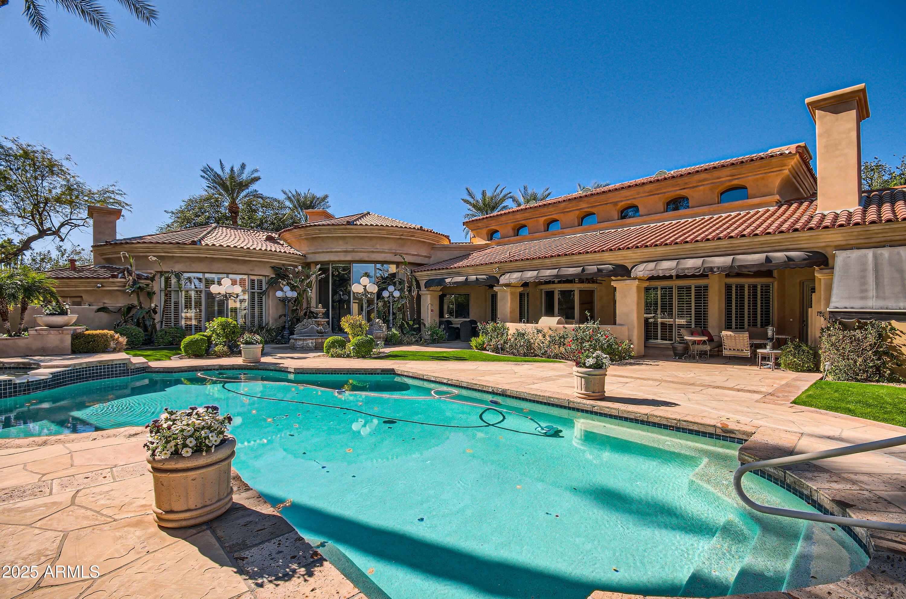 Property Photo: 8815 N 65th Street AZ 85253