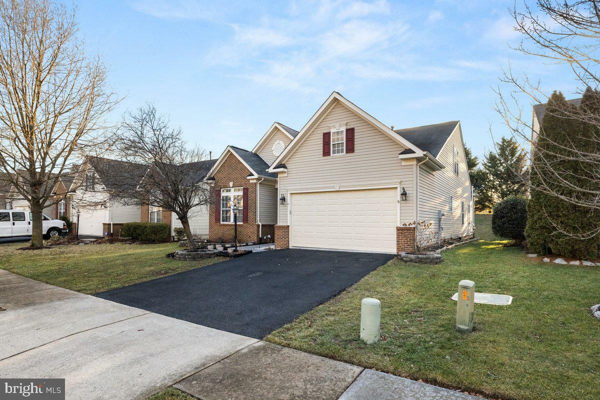 Property Photo:  114 April Avenue  VA 22655 