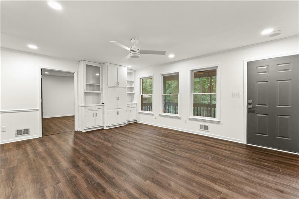 Property Photo: 263 Weldon Road GA 30268