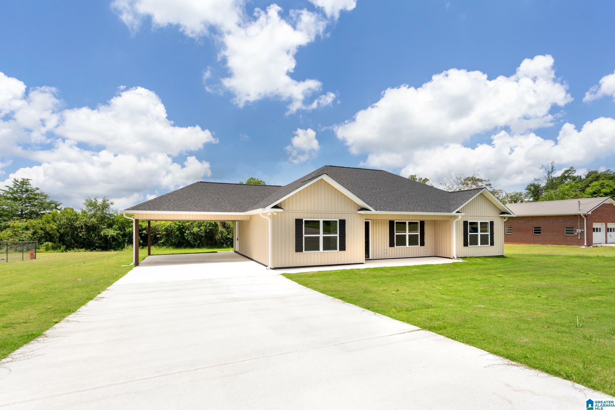 Property Photo: 805 11th Avenue AL 36265