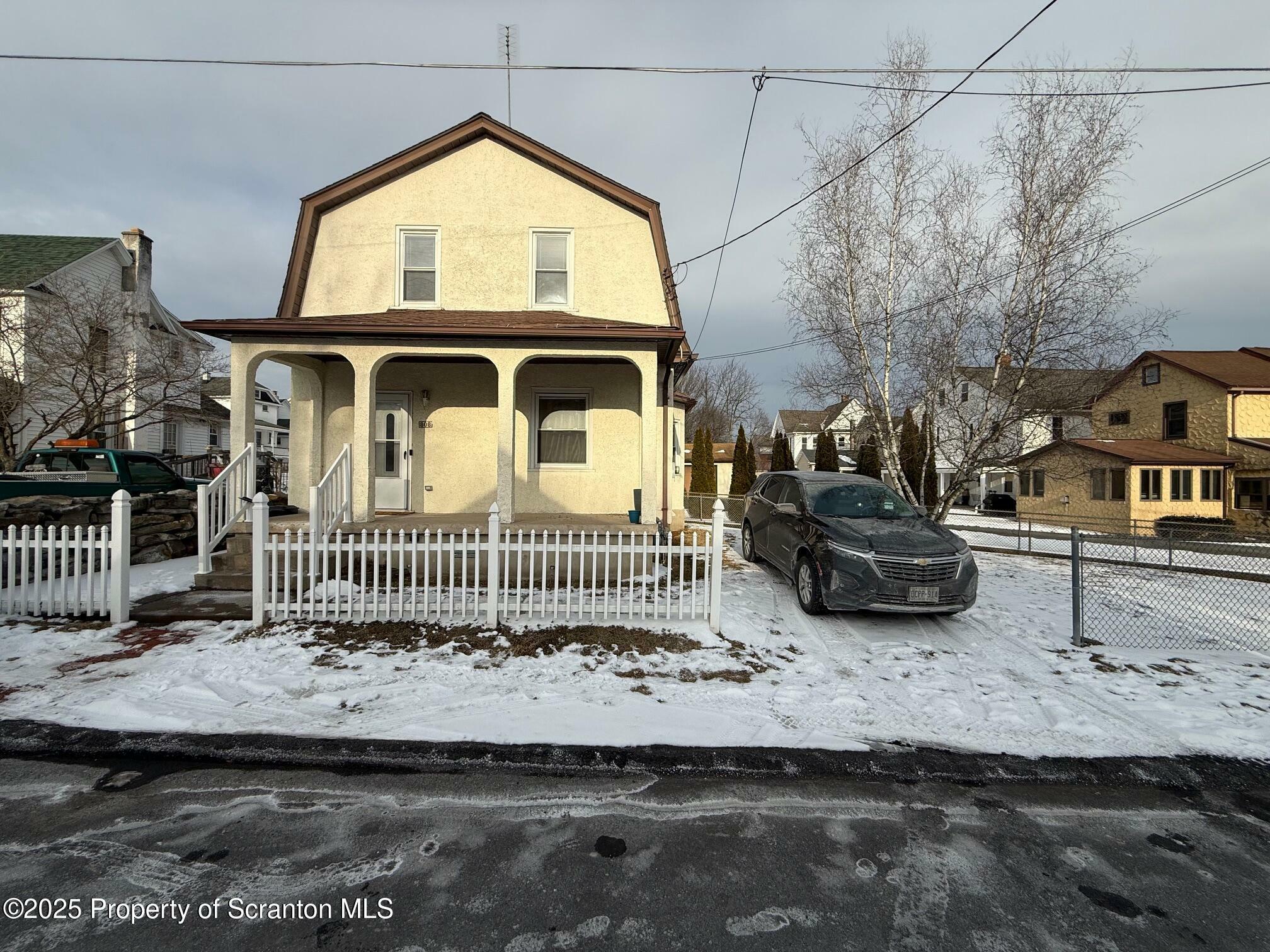 Property Photo:  808 W Grant Street  PA 18447 