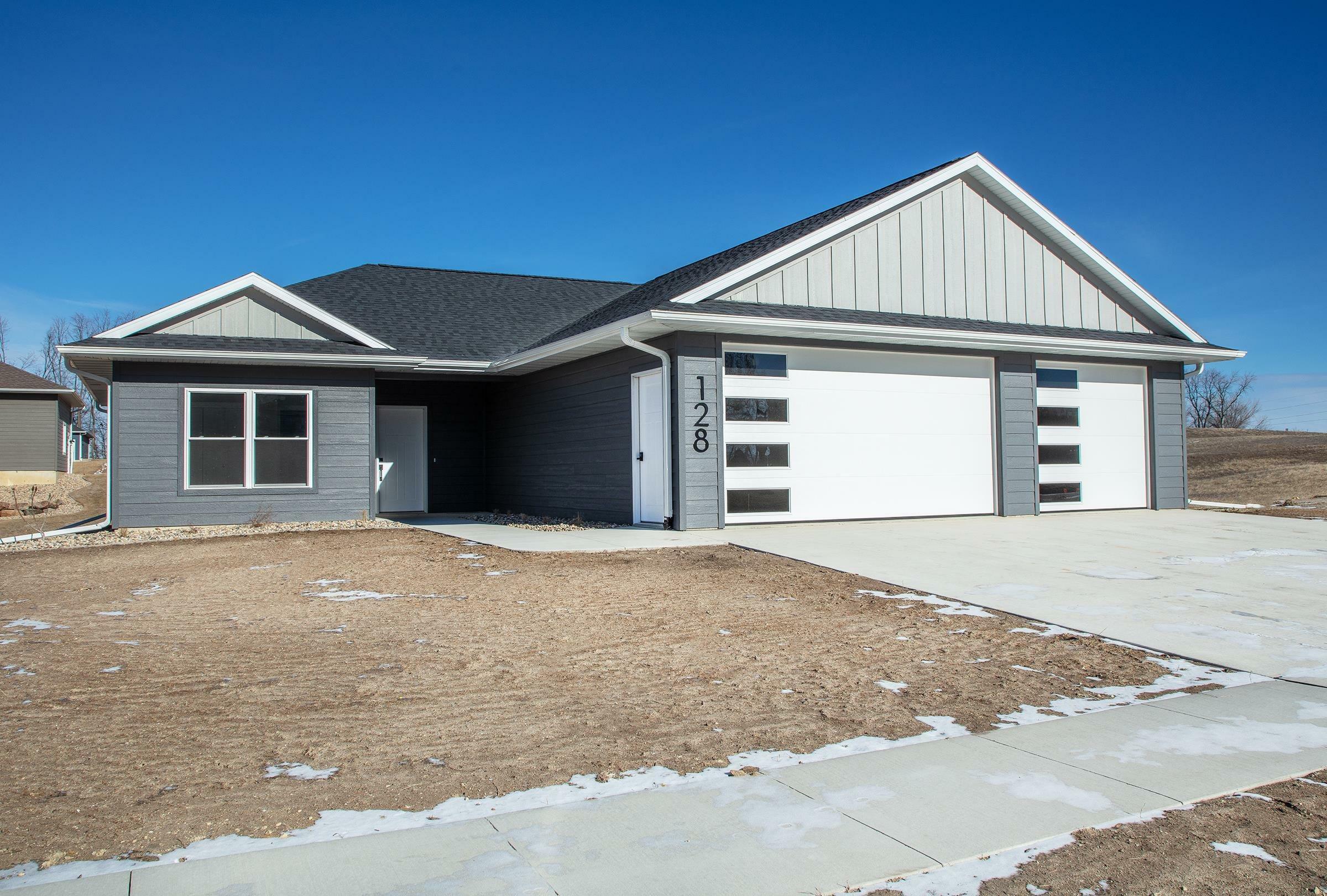 Property Photo:  128 Red Fox Trail  IA 50677 