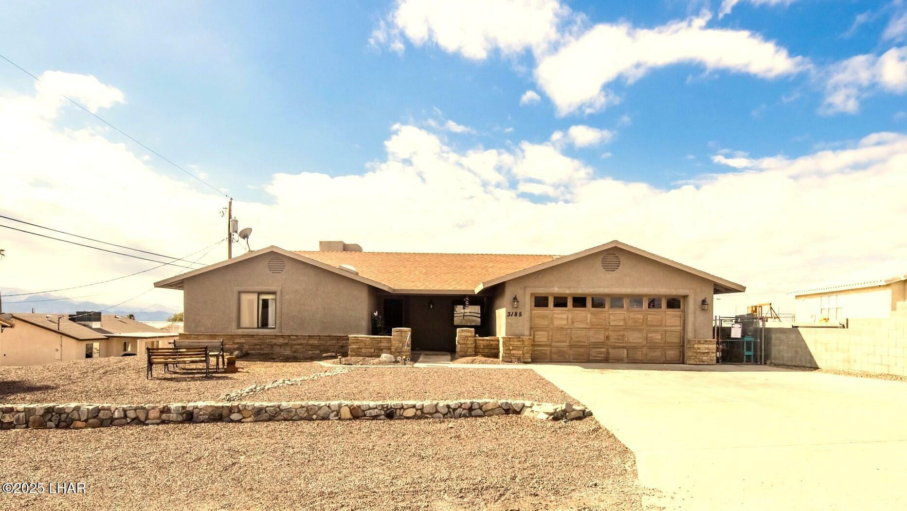 Property Photo:  3185 Aztec Dr  AZ 86403 