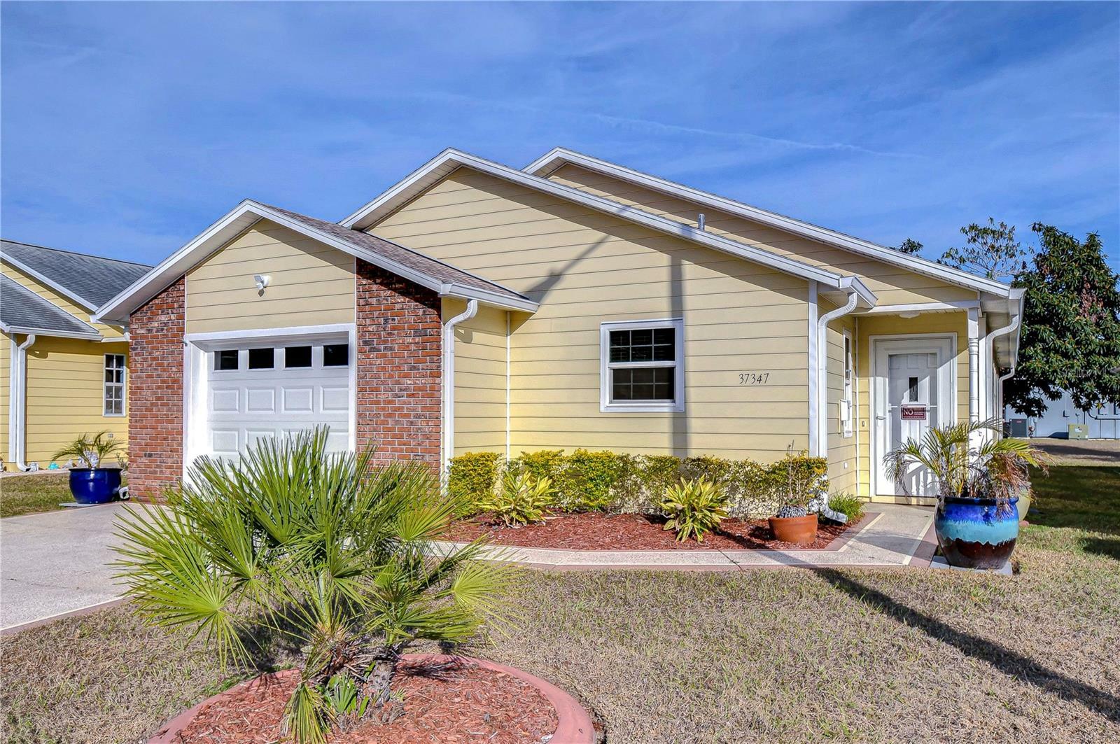 Property Photo:  37347 Derbyshire Drive  FL 33542 