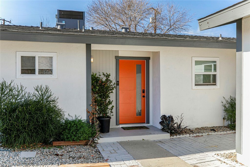 Property Photo:  27317 Banuelo Avenue  CA 91350 