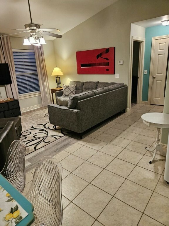 Property Photo:  305 SE B Street  AR 72712 