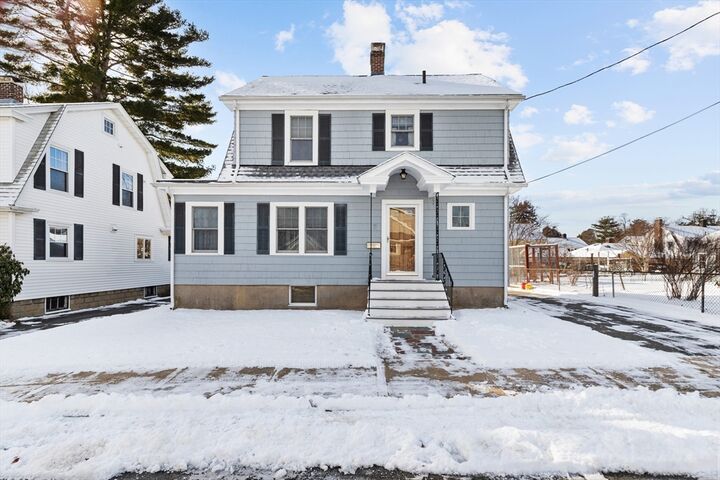 Property Photo:  7 Roosevelt Rd  MA 01970 