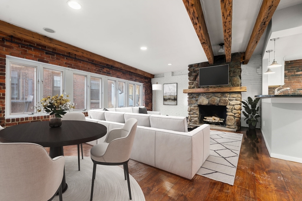 Property Photo: 158 Commercial Street 5 MA 02109