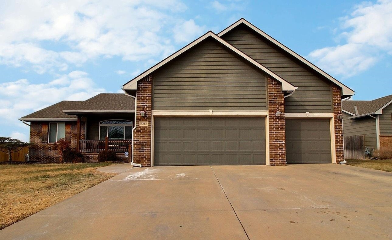 Property Photo:  3313 N Emerson  KS 67037 