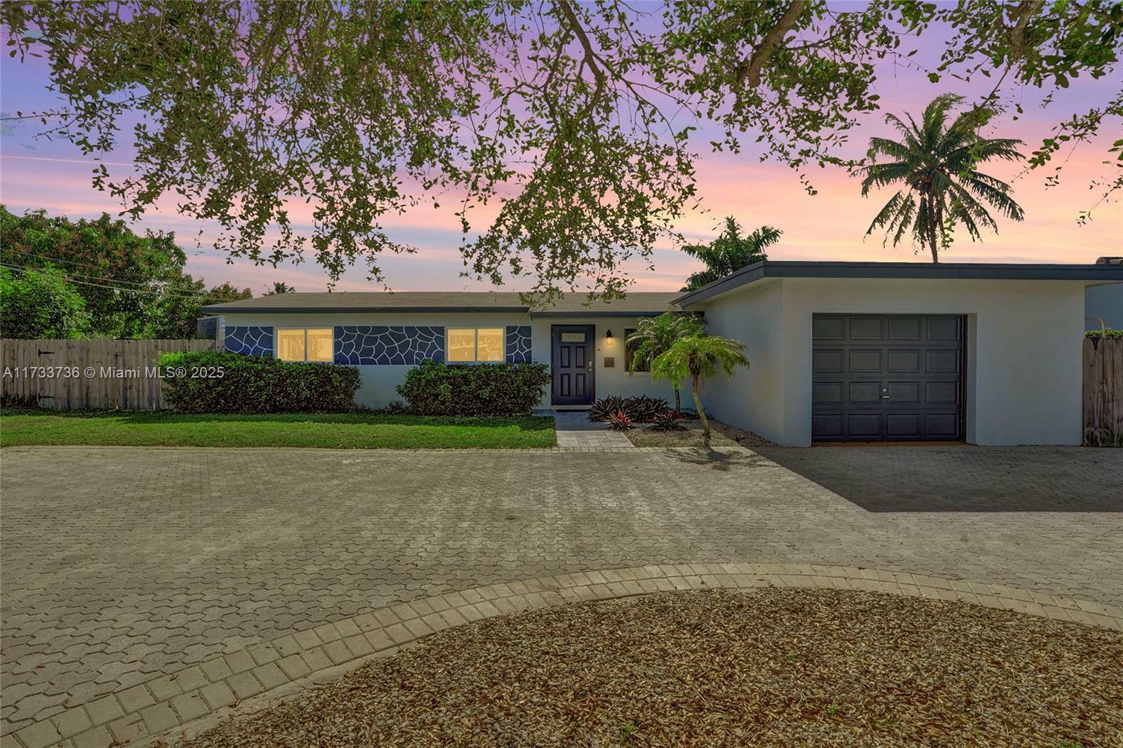 Property Photo: 2720 SW 19th Street FL 33312