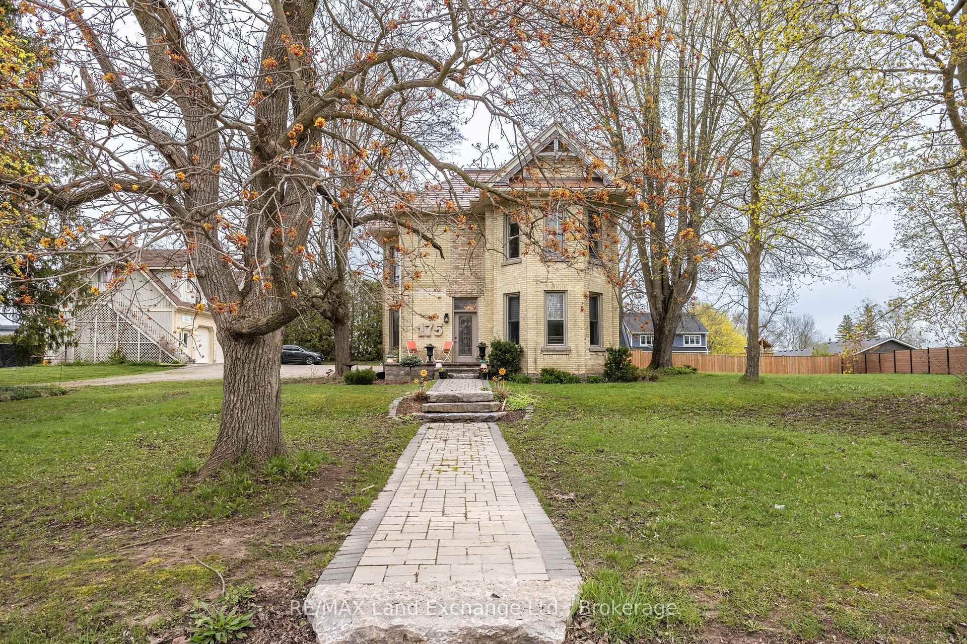 Property Photo: 175 Queen Street S ON N0G 2N0