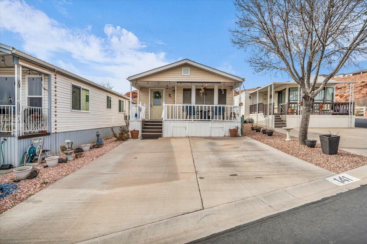 Property Photo:  1150 W Red Hills Parkway #141  UT 84780 