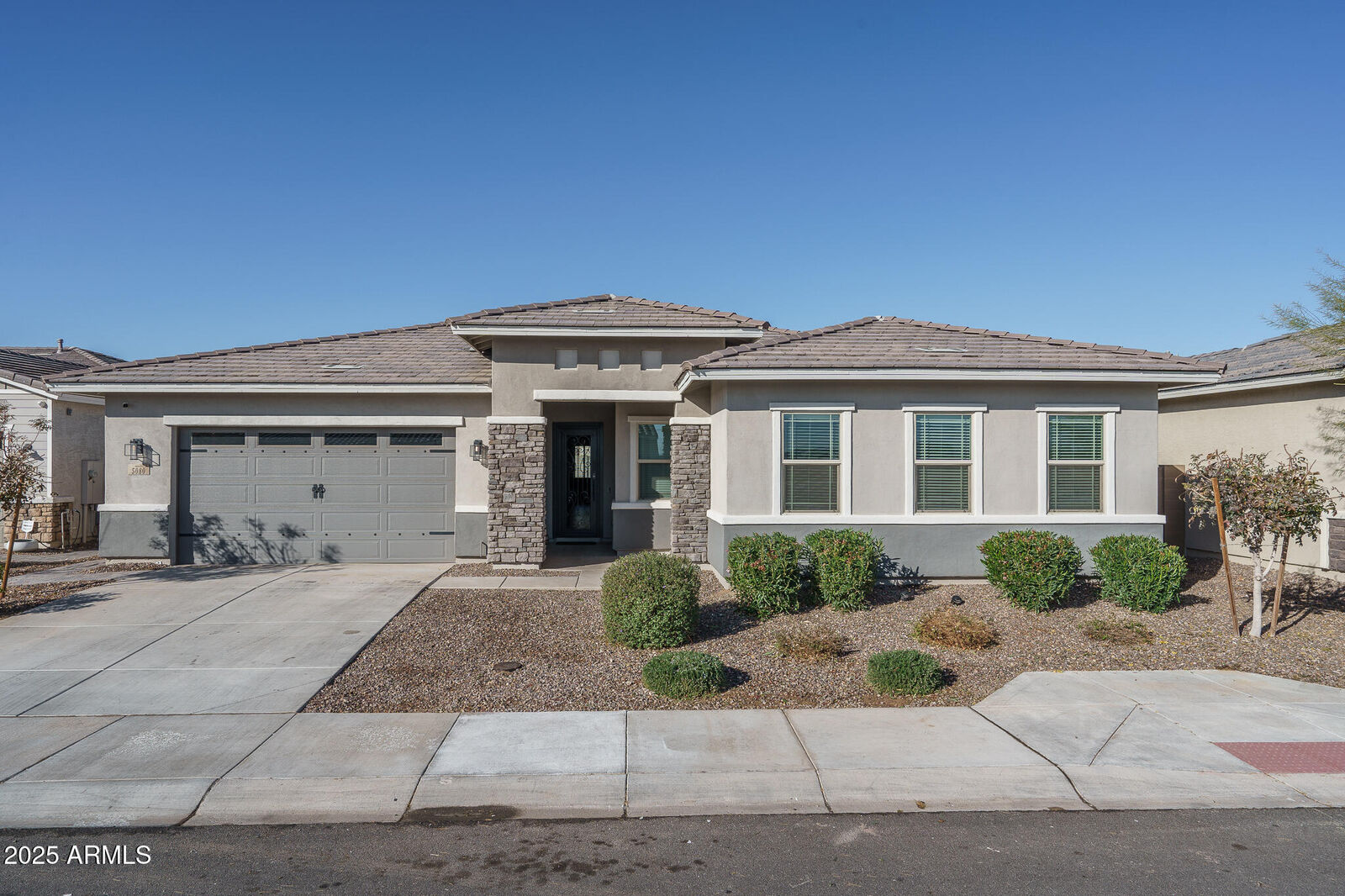 Property Photo: 5080 N 184th Lane AZ 85340