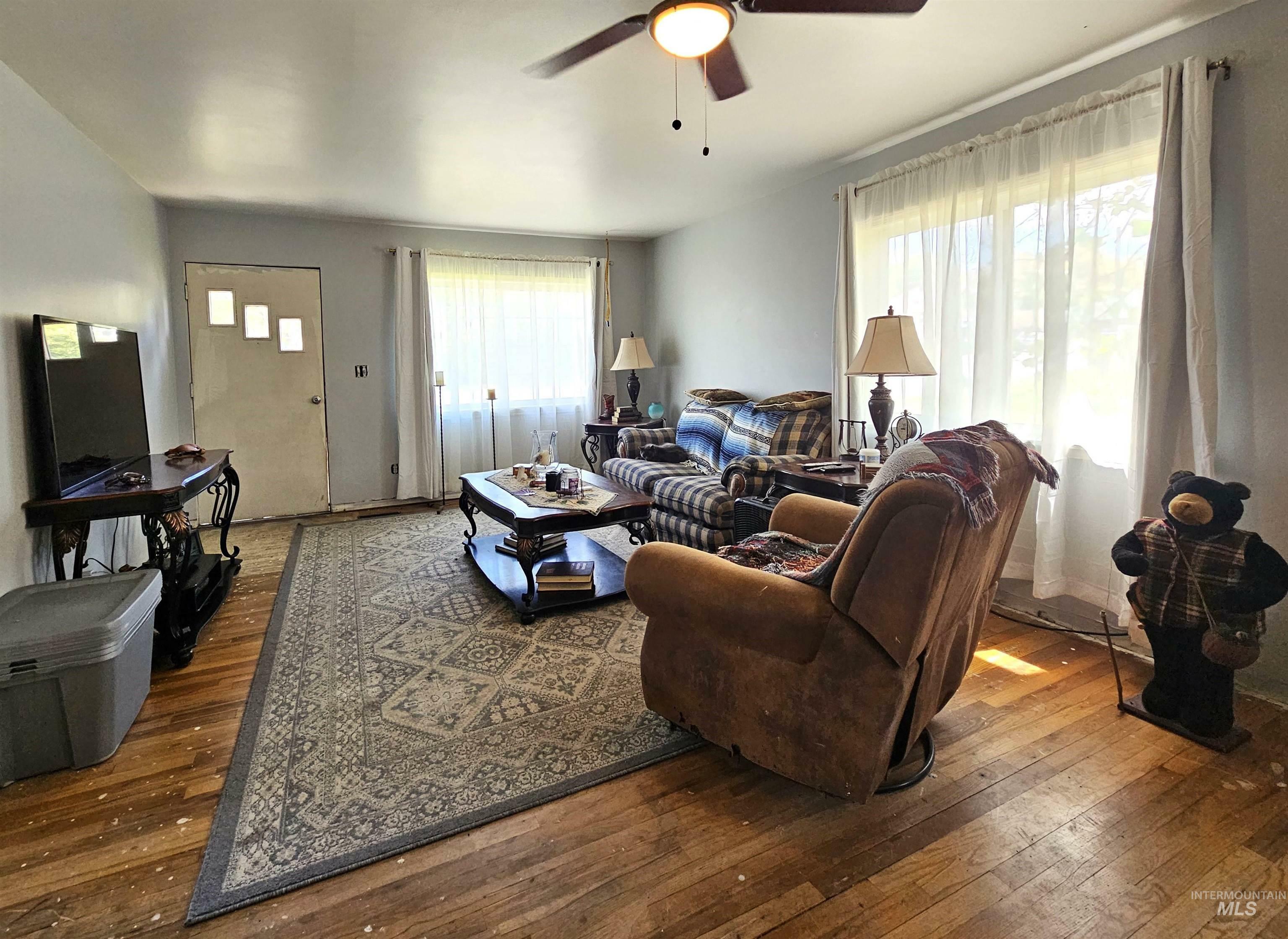 Property Photo:  606 24th Street  ID 83501 