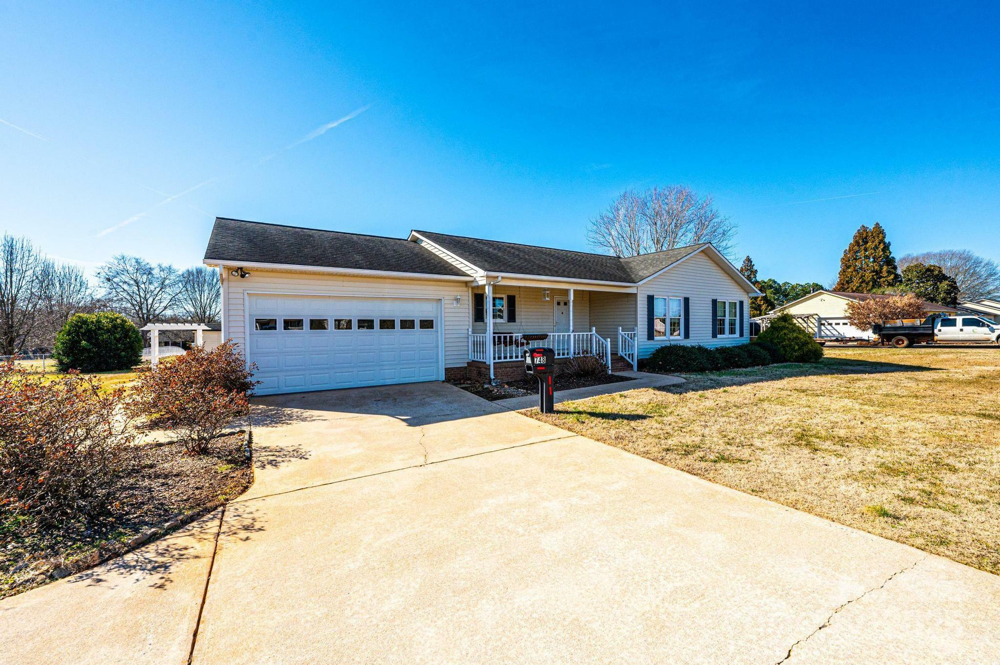 Property Photo:  748 Skinner Road  NC 28152 