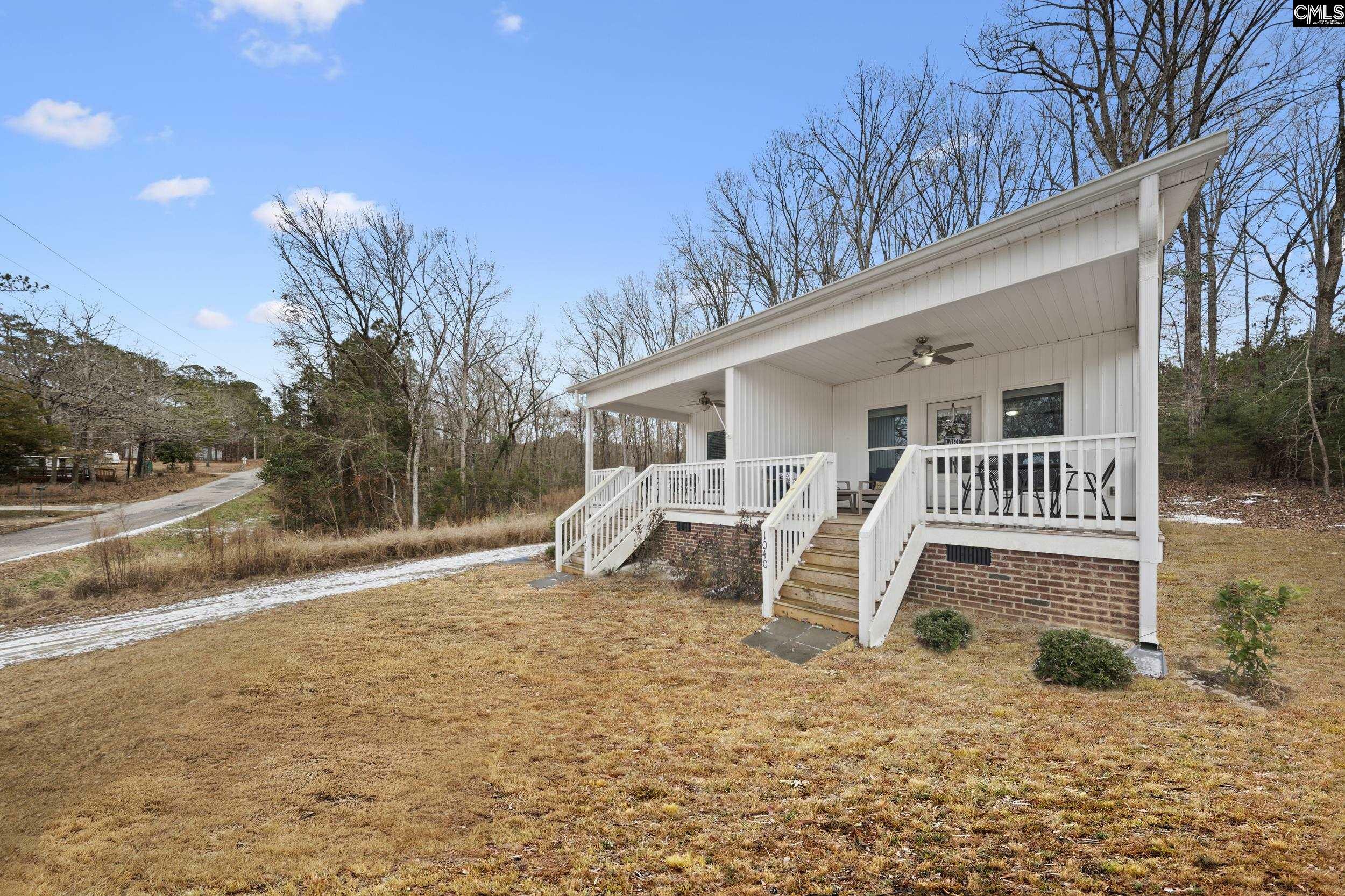 Property Photo:  1024-1026 Sandalwood  SC 29070 