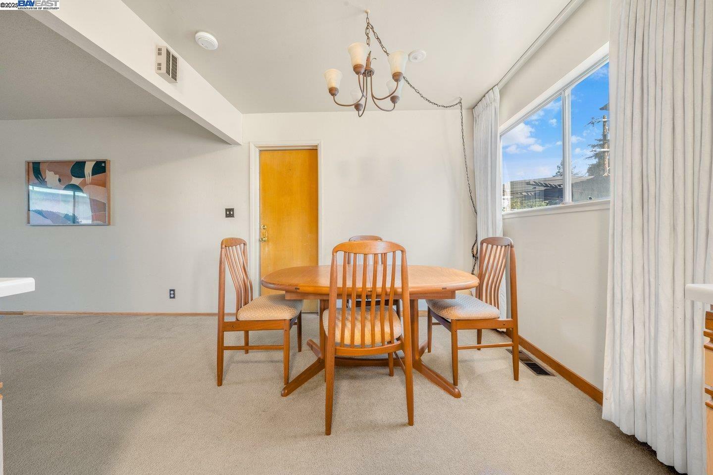 Property Photo:  4546 San Carlos Ave  CA 94601 