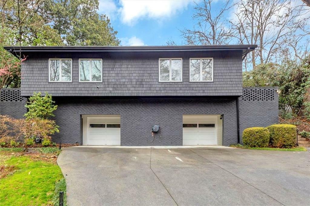 Property Photo:  546 Allen Road NE B  GA 30324 