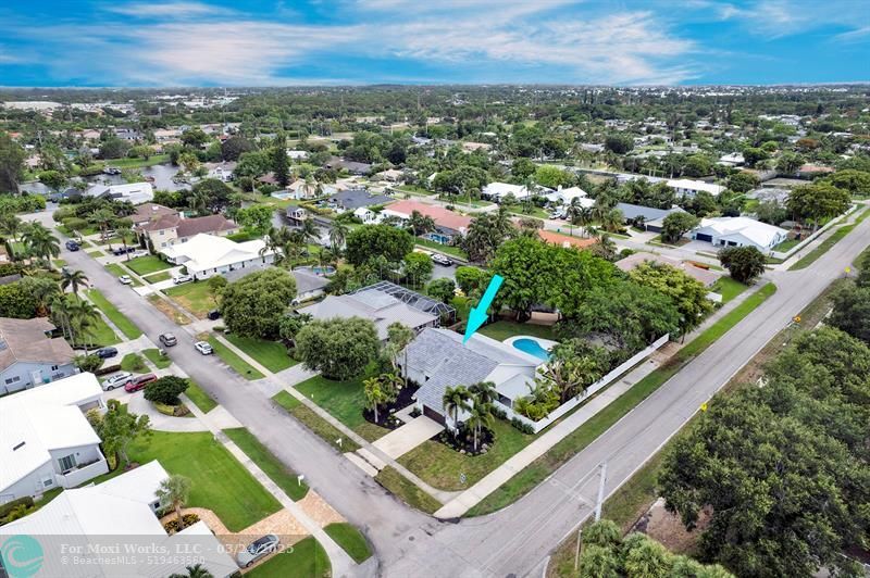 Property Photo:  701 SW 34th Avenue  FL 33435 