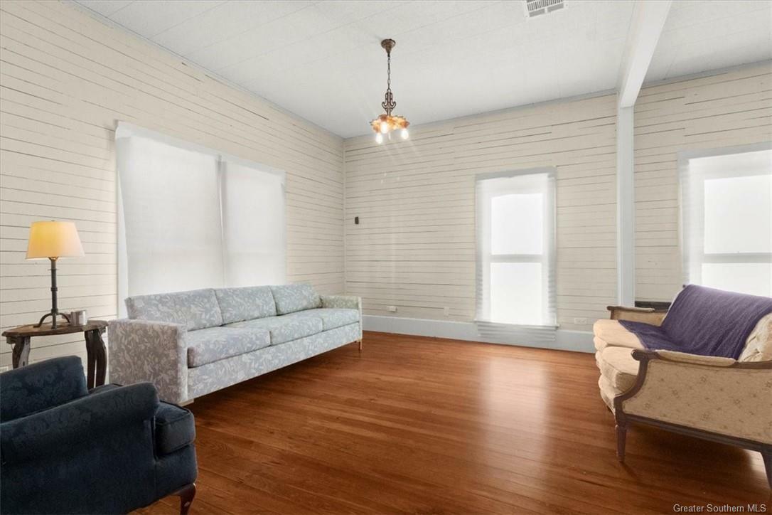 Property Photo:  615 Cleveland Street  LA 70601 