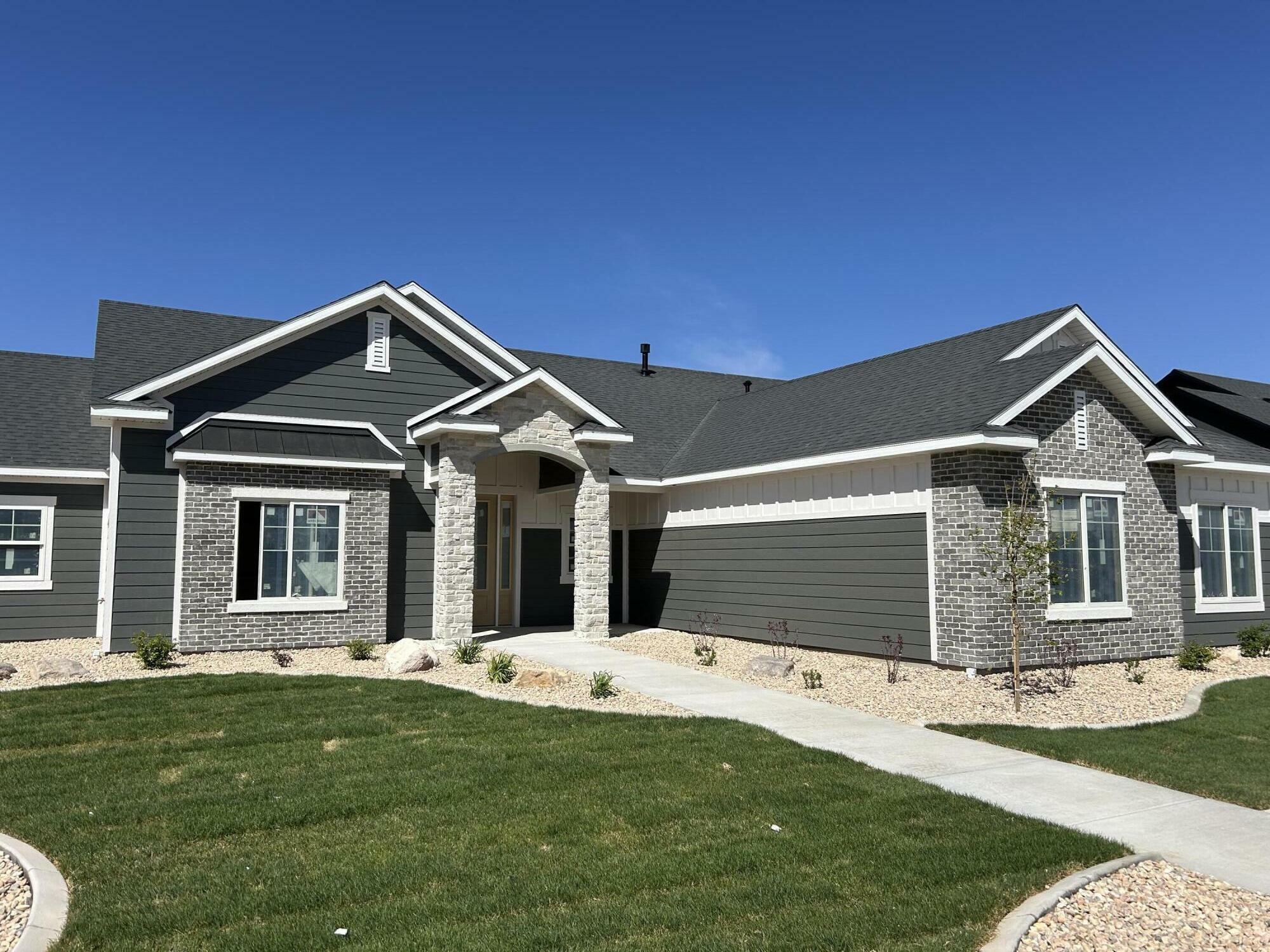 Property Photo: 1784 S Hidden Canyon Rd UT 84720