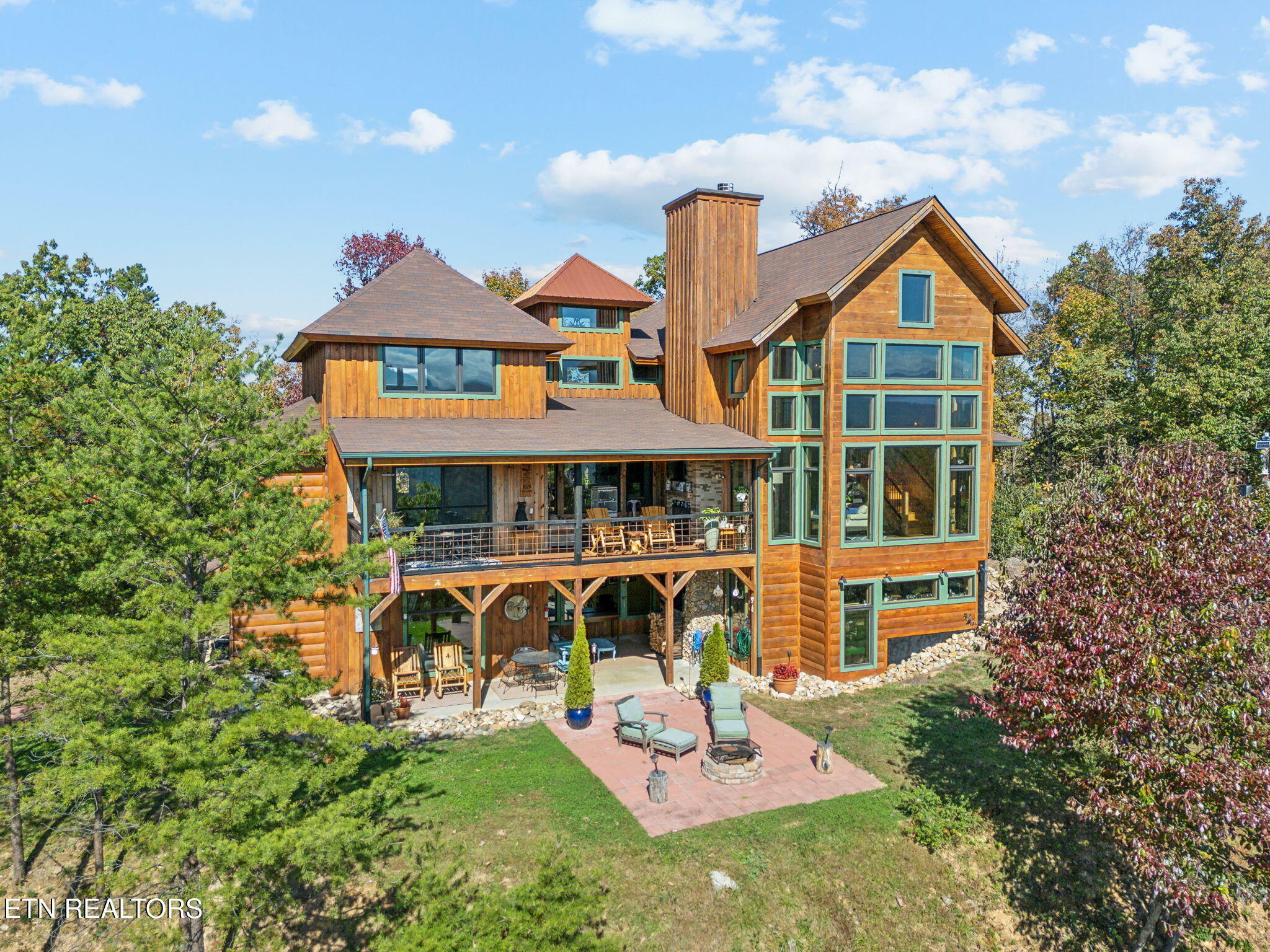 Property Photo: 1642 Little Cove Rd TN 37862