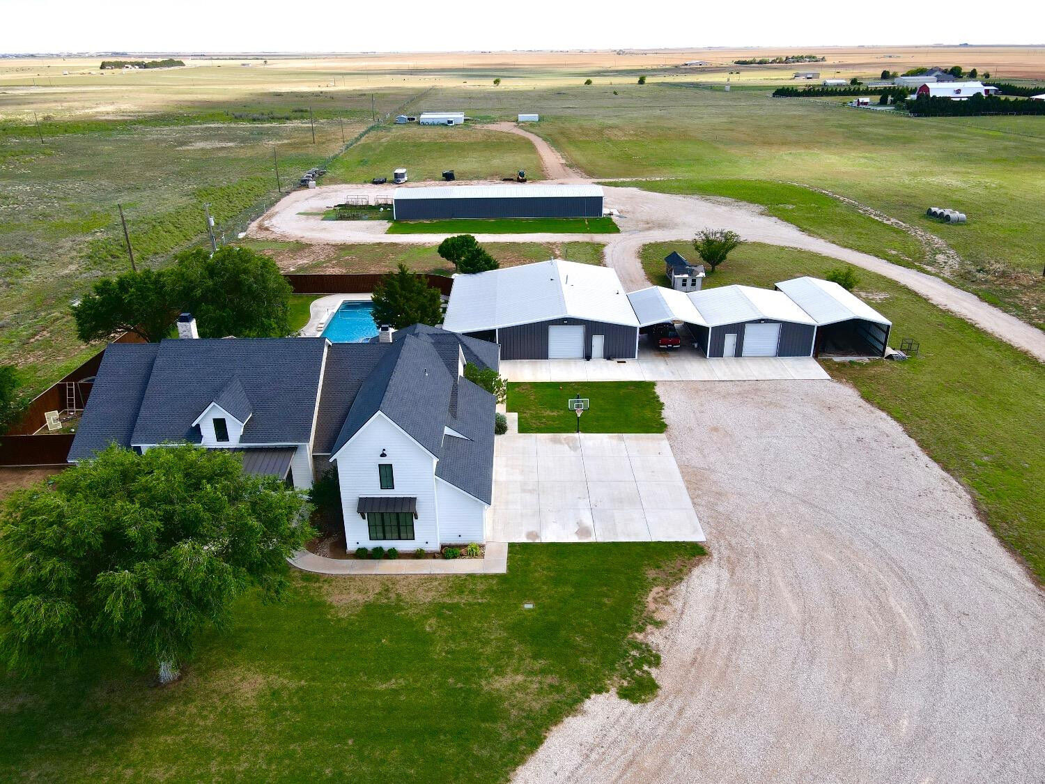 Property Photo: 6625 County Road 7700 Road TX 79424