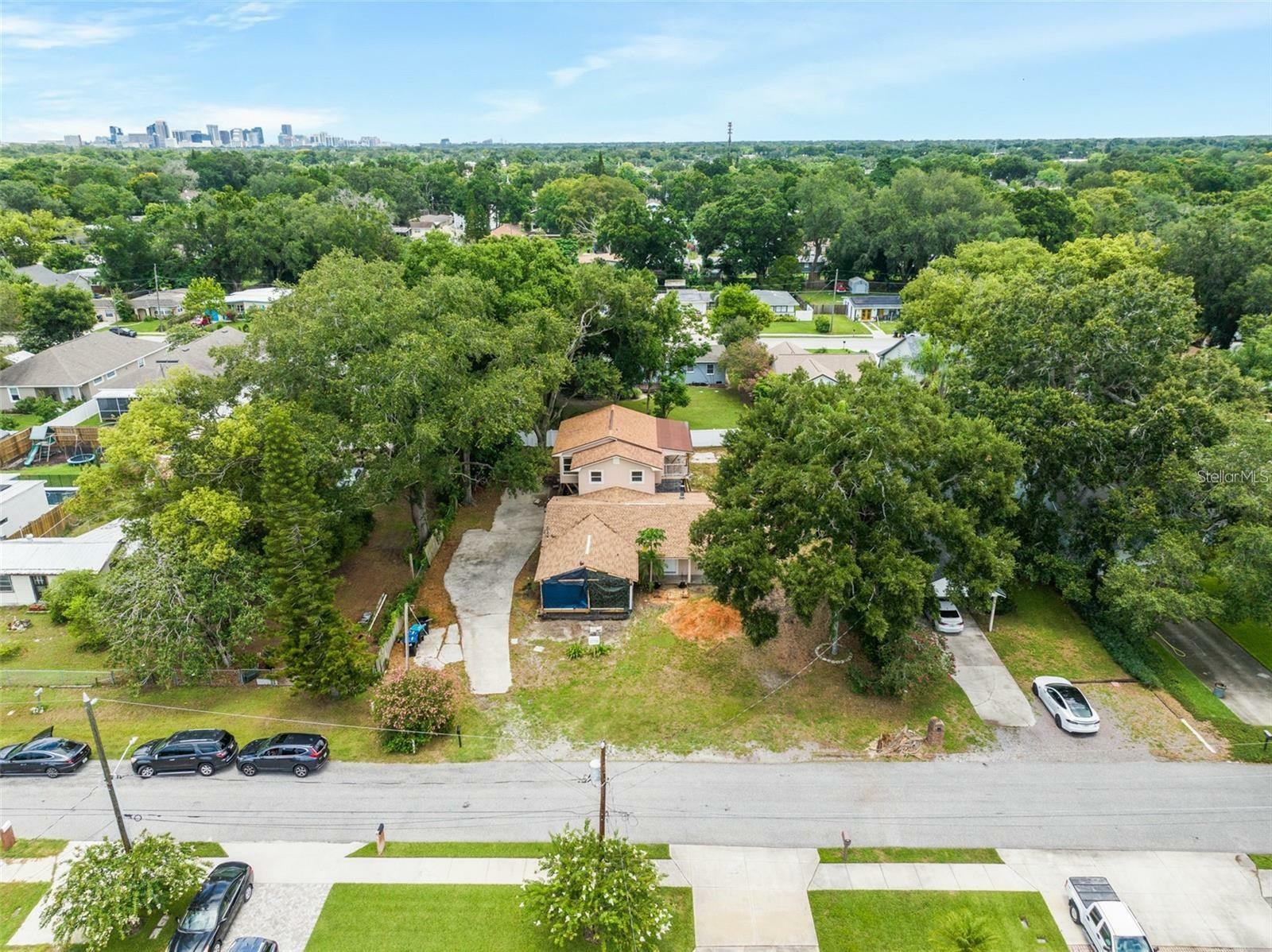 Property Photo:  1705 Geigel Avenue  FL 32806 