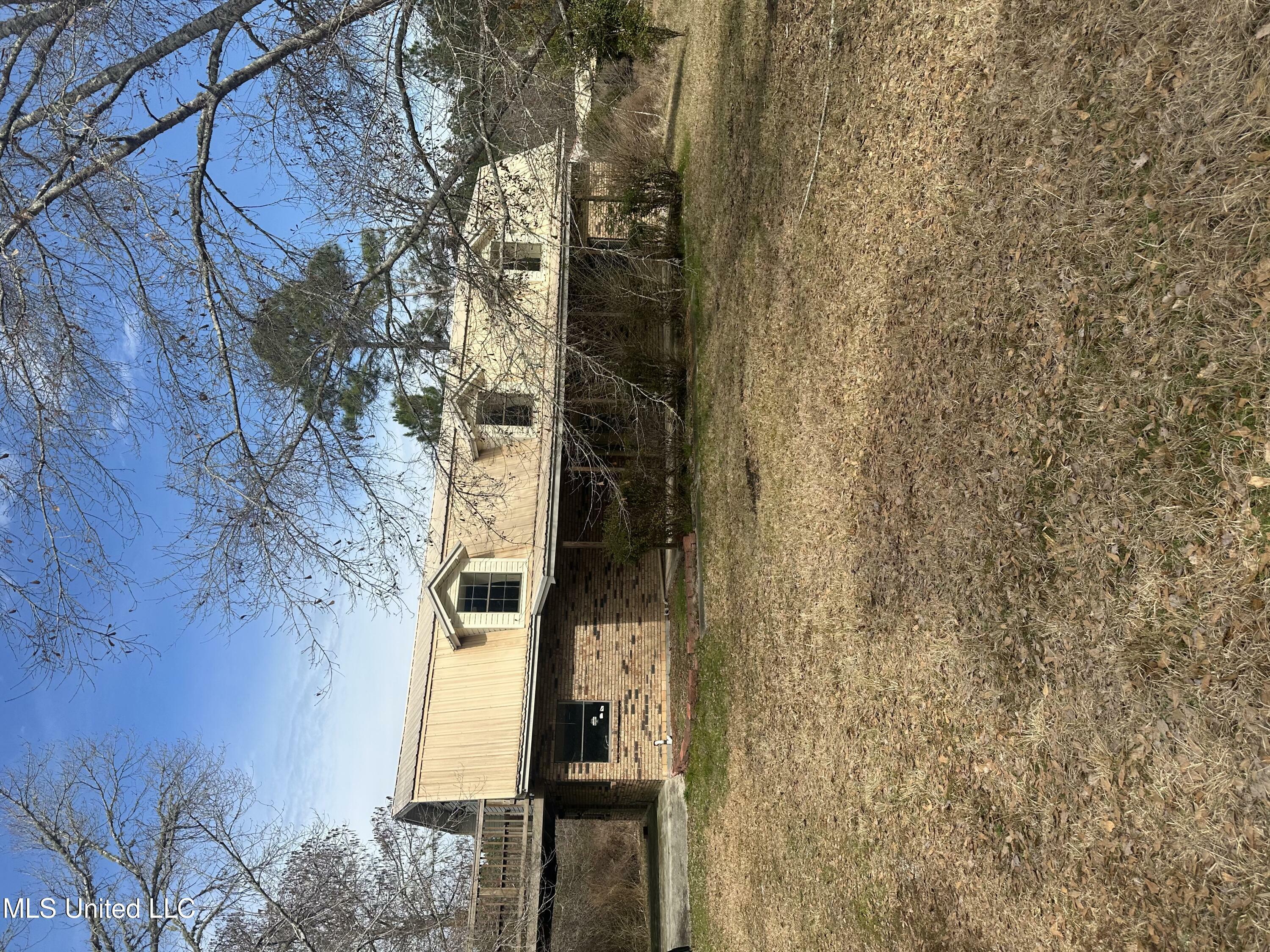 Property Photo: 18204 S Gaylord Road MS 39574