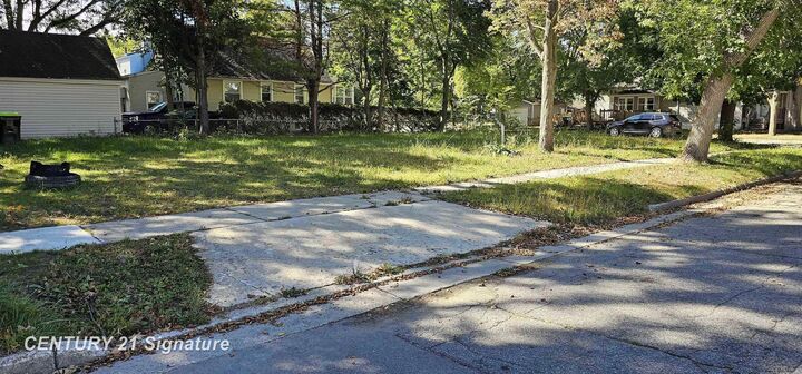 1511 W Union Street  Midland MI 48640 photo